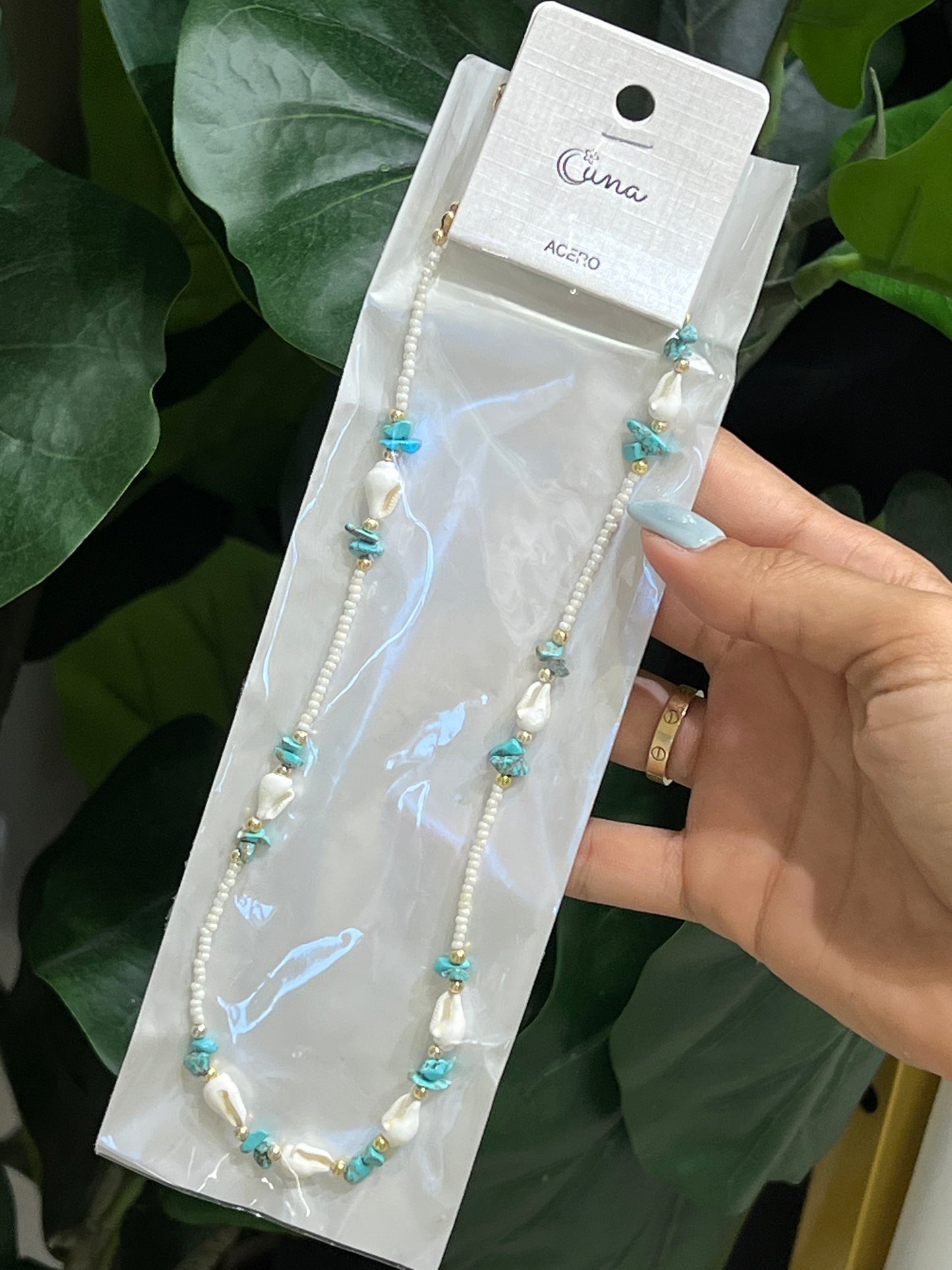 Soe necklace