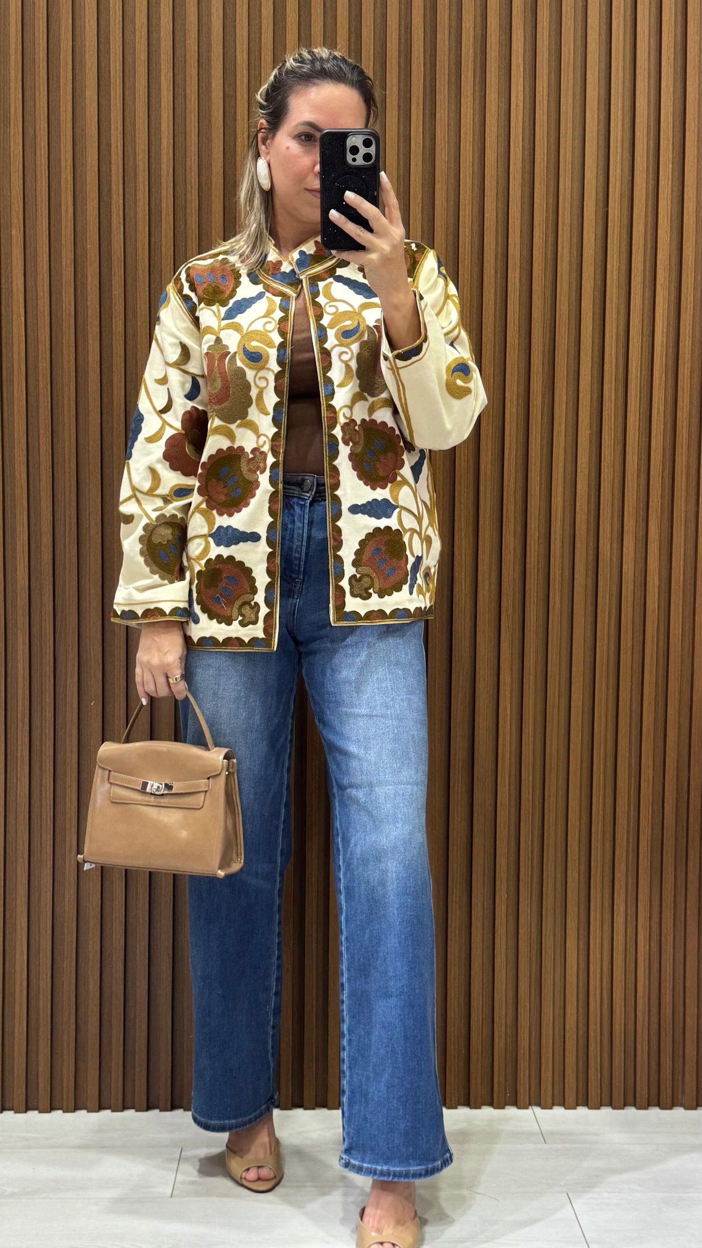 Renata Floral Bordado Jacket