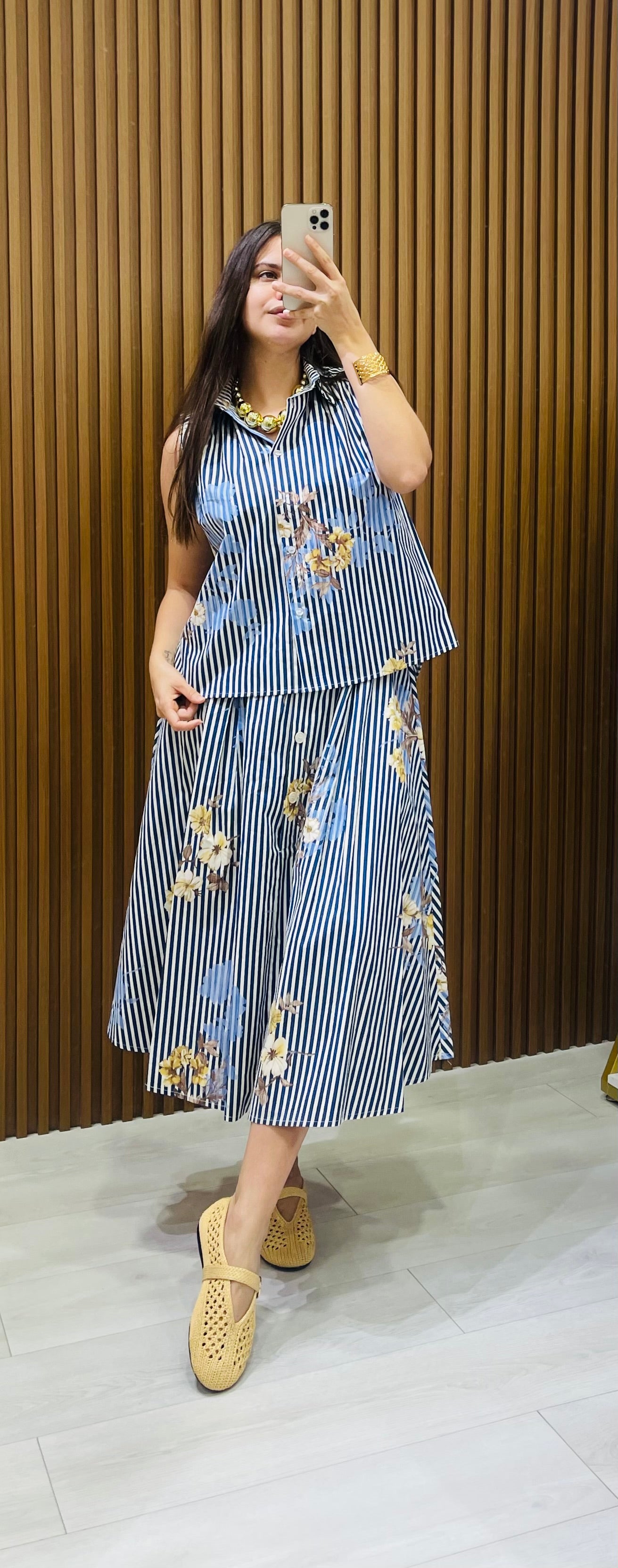 Victoria Set