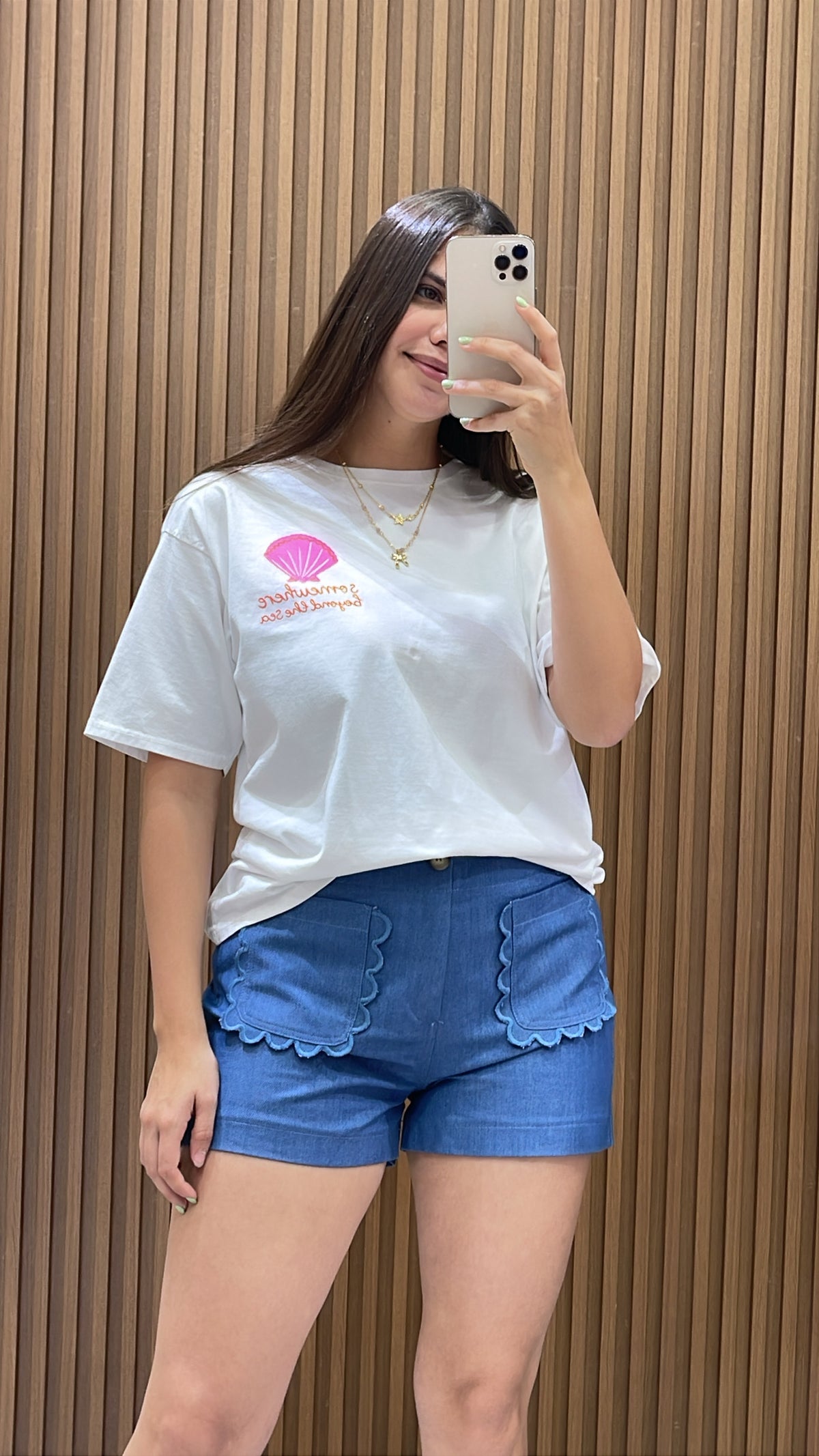 Concha Del Mar T Shirt