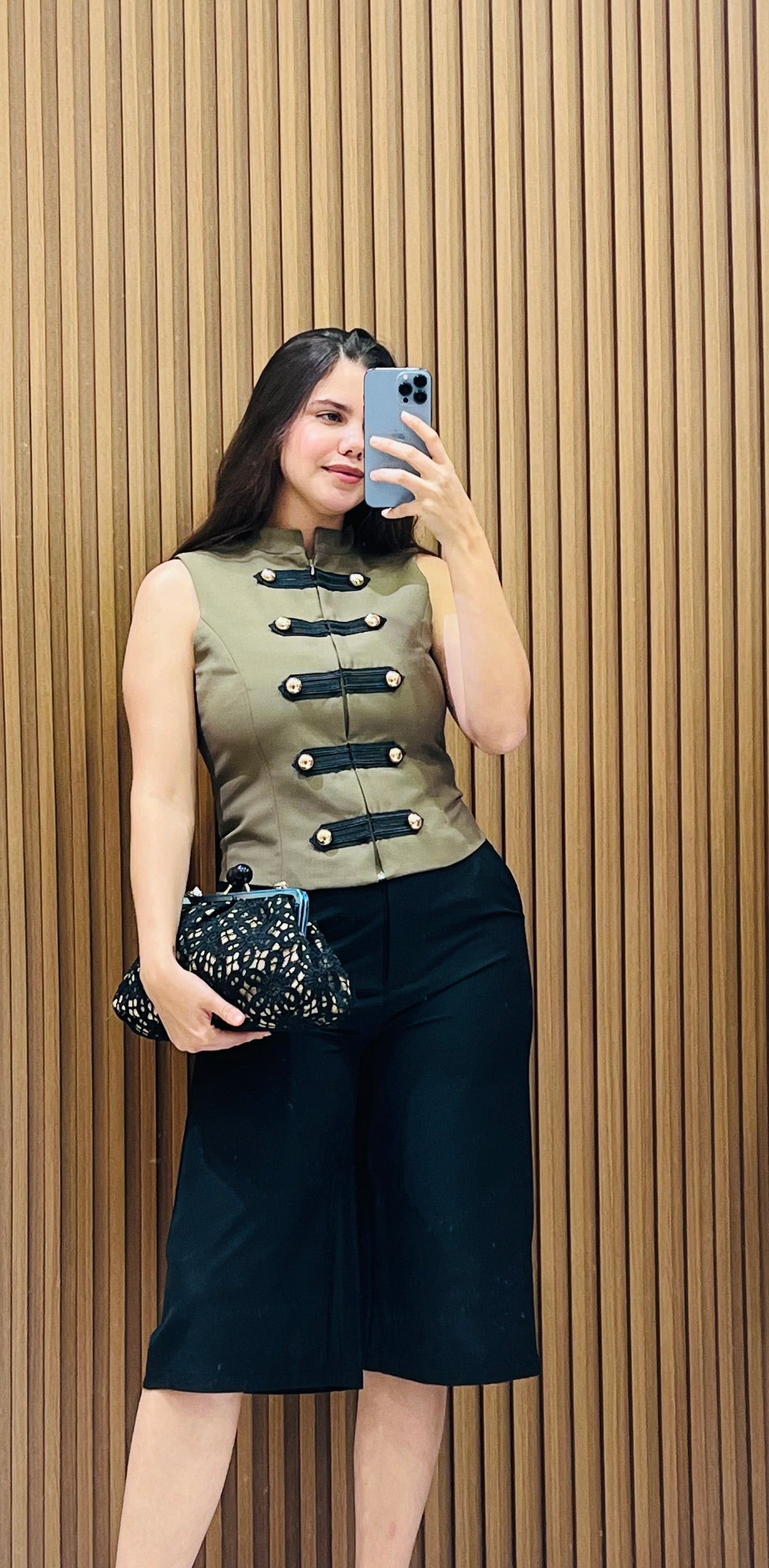 Teresa Napoleón Vest