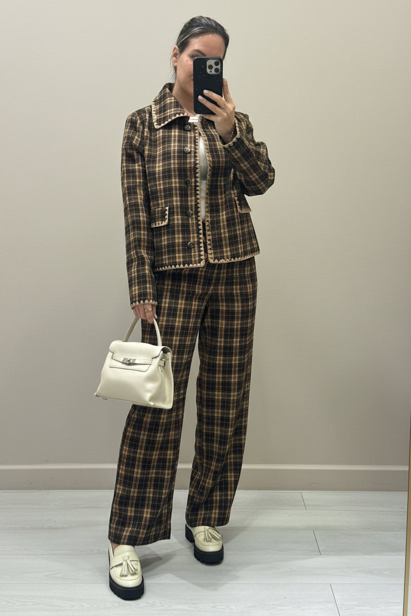 Brown Cuadros  Set