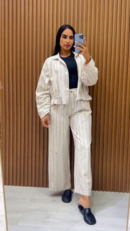 Martina Linen Set