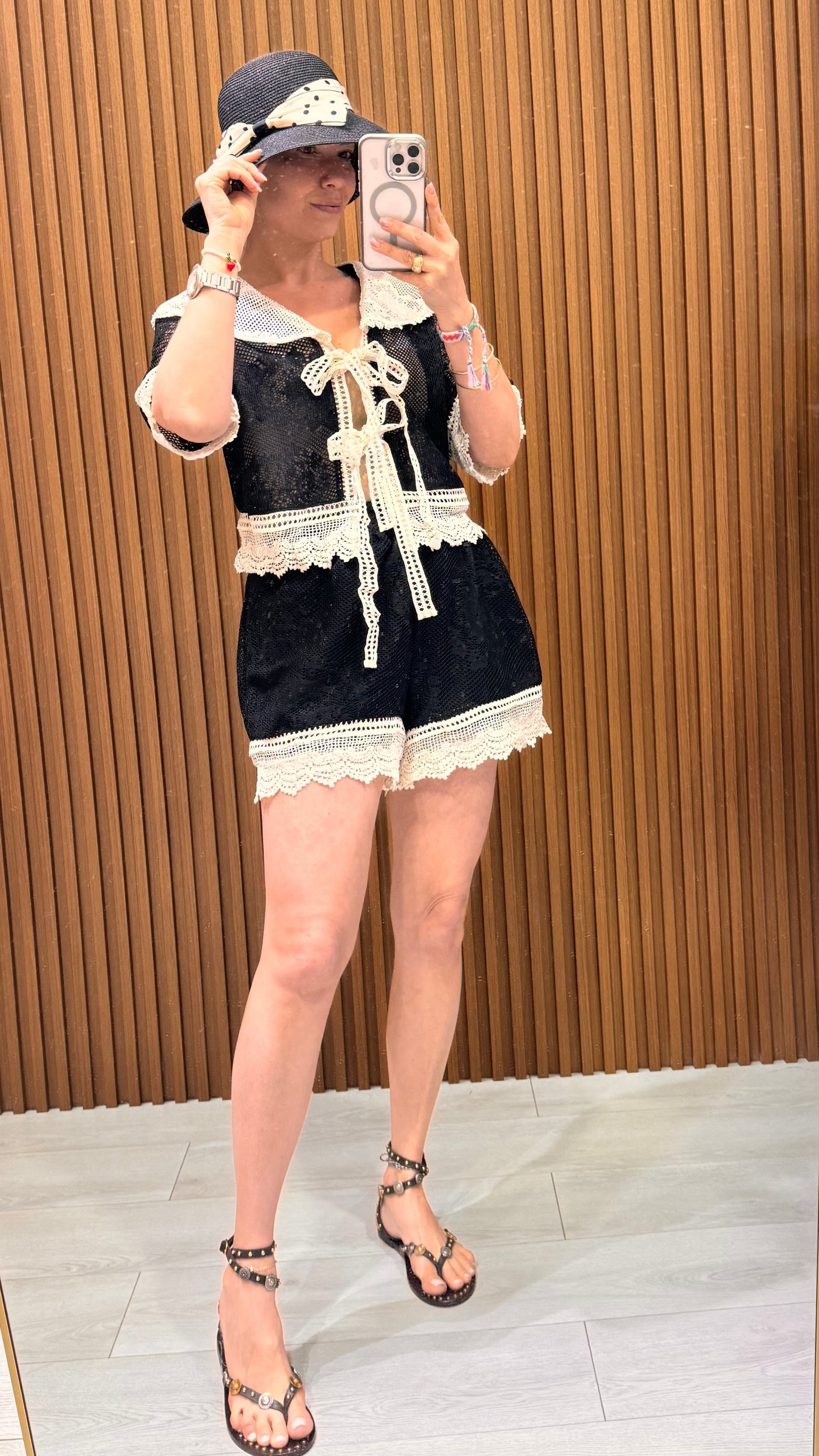 Laura Set