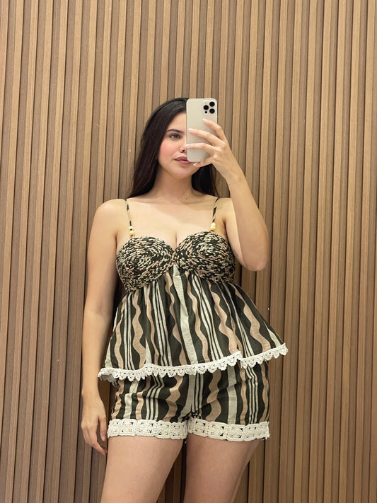 Abstract Wavy Stripe Print 2 Piece Top & Short Set